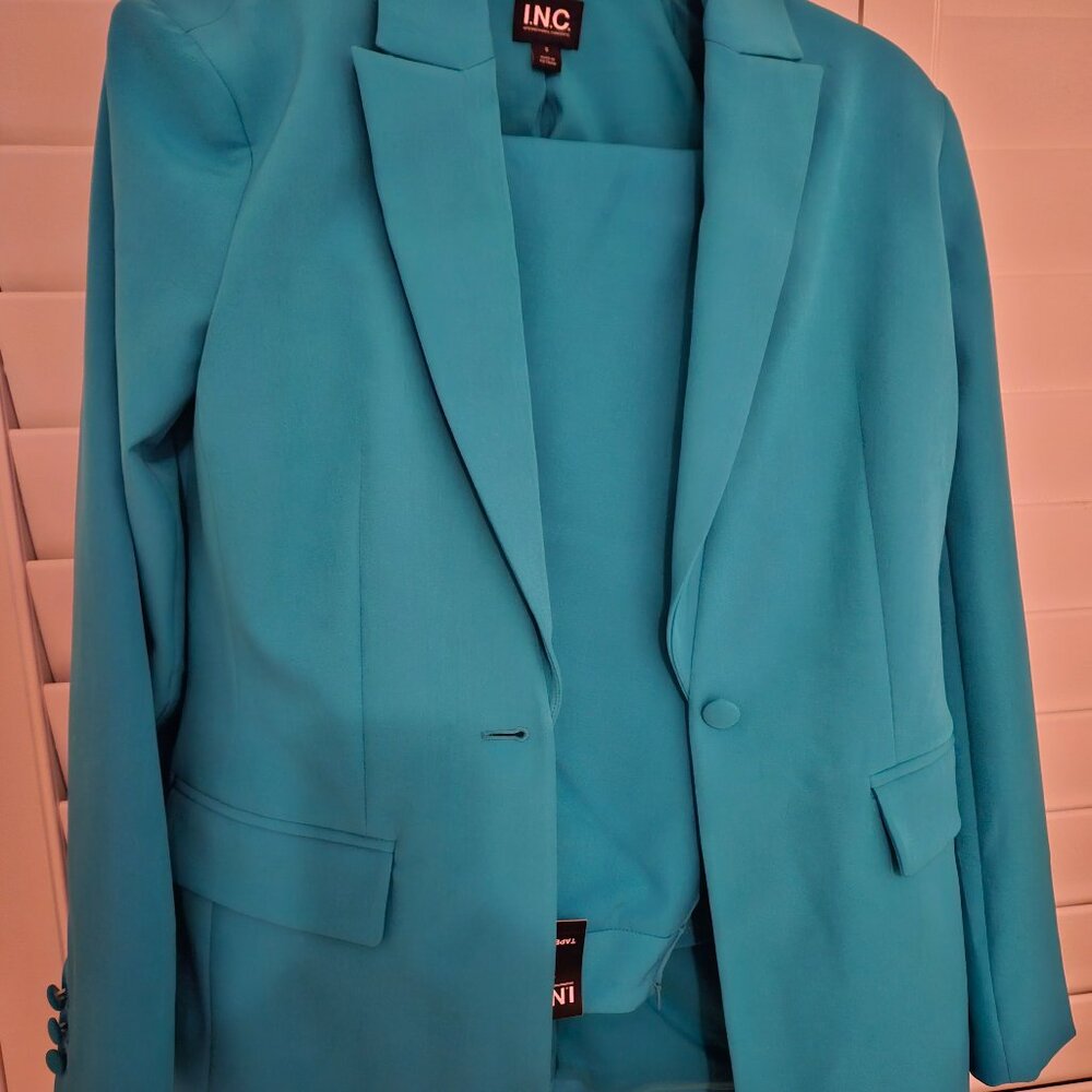one Macy's size small teal blazer & matching size 8 pants suit I.N.C.
